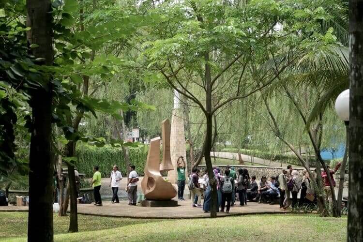 ruang terbuka hijau (rth)