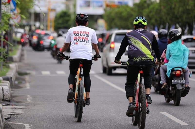 bersepeda ke kantor jakarta