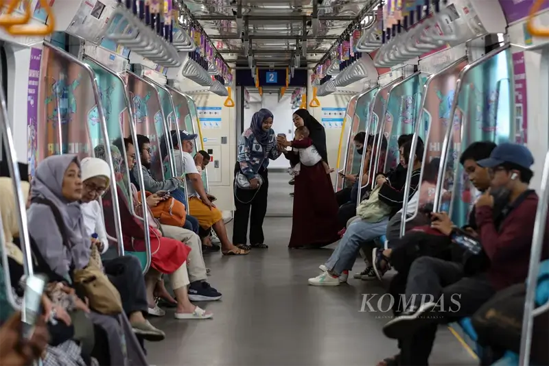 jenis angkutan umum jakarta